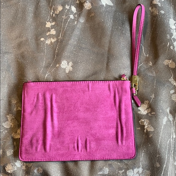 QUAY Australia wristlet - Picture 2 of 3